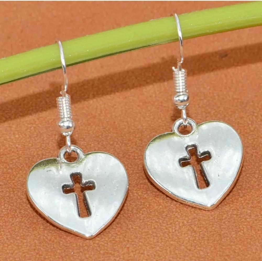 Trendy boutique heart shape